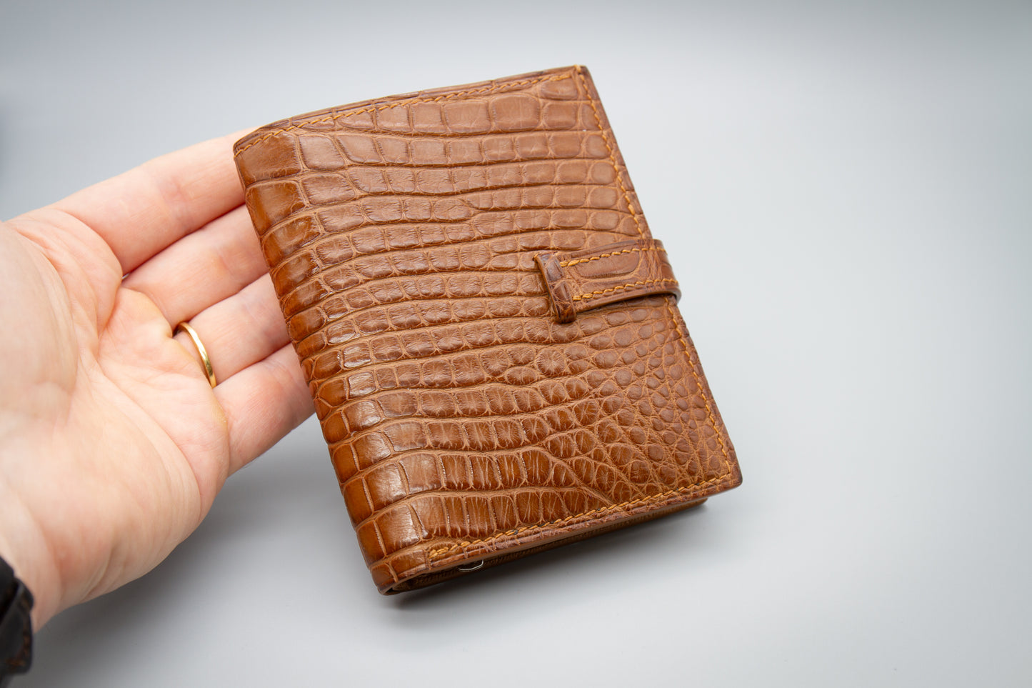 
                  
                    Compact womens crocodile wallet
                  
                