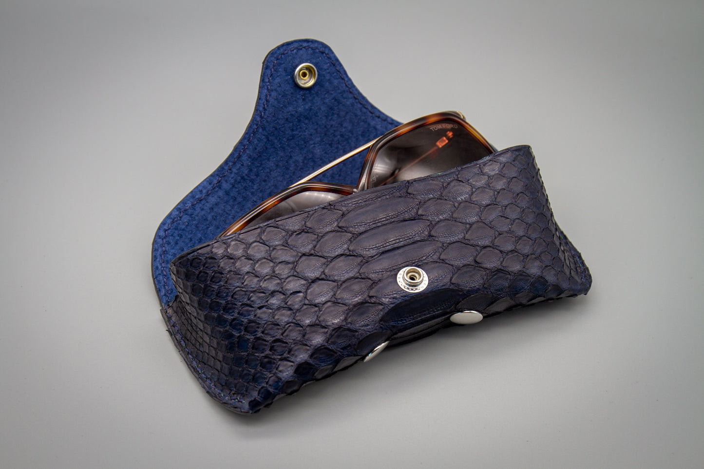 
                  
                    personalized leather eyeglasses case
                  
                