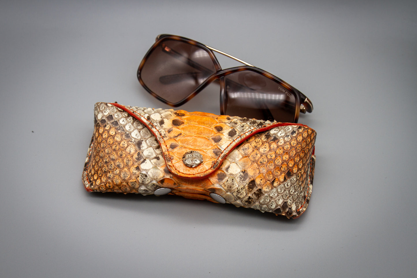 custom leather sunglasses case