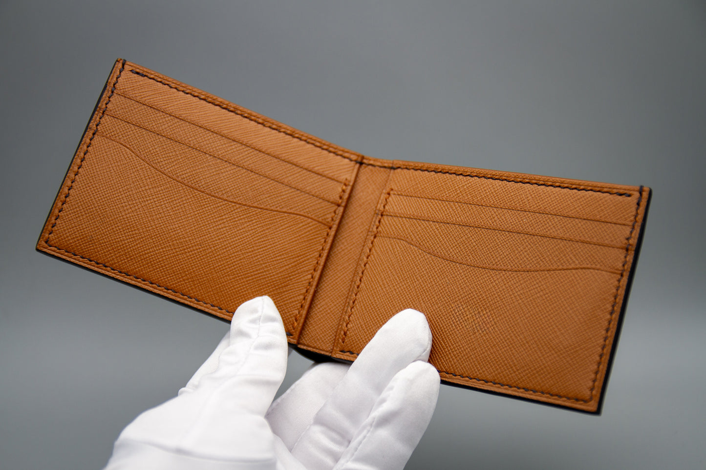 
                  
                    American Alligator Bifold Wallet - Glazed Brown
                  
                