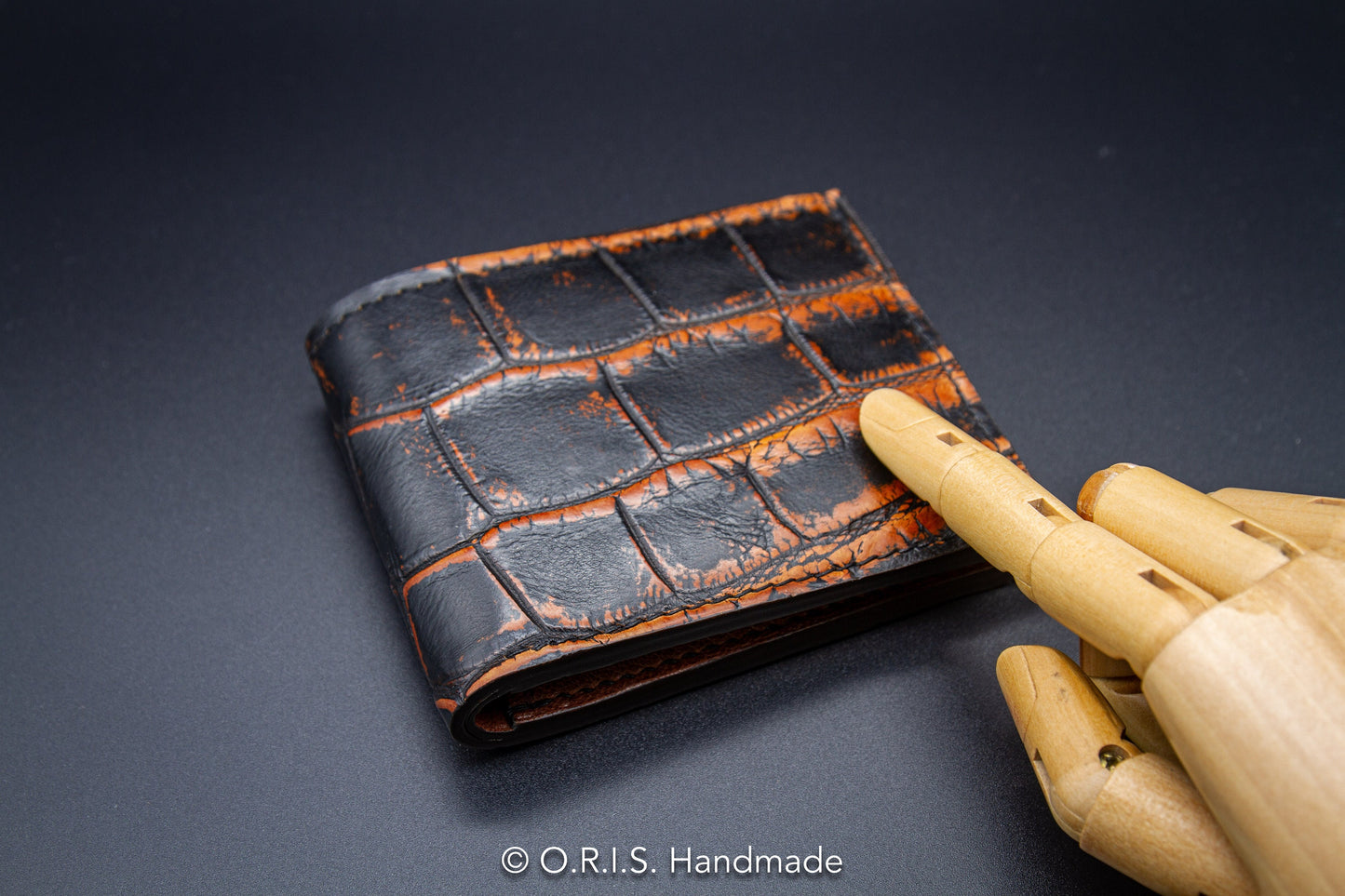 Unique Crocodile Skin Small Bifold Men's Genuine Leather Wallets